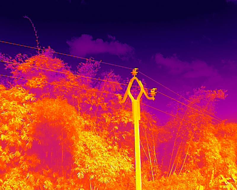 Inspection thermographique de lignes haute tension proche Le Havre