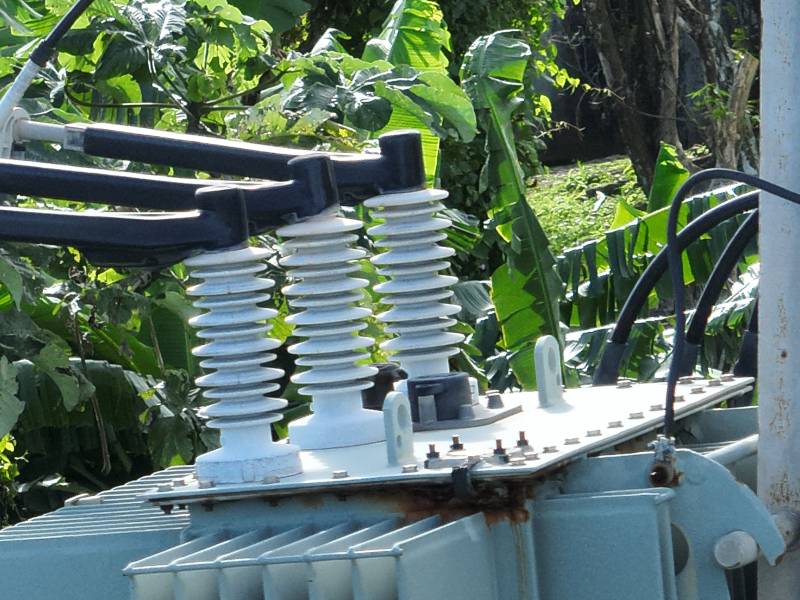 Contrôle pylônes électrique haute tension et télécom par drone thermique en Normandie