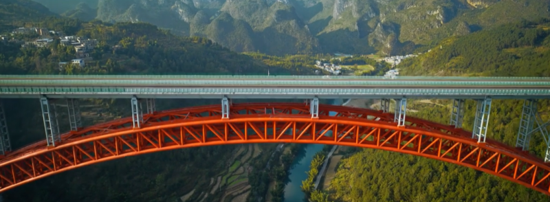 télépilote de drone pour inspections techniques à Etretat
